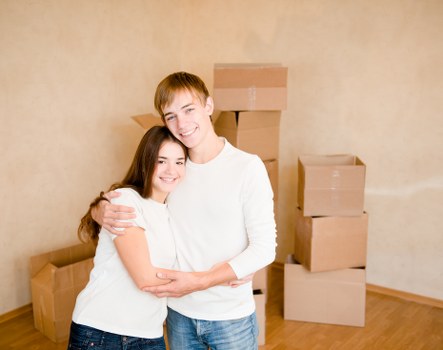 Removalists managing access near a Tottenham residential street