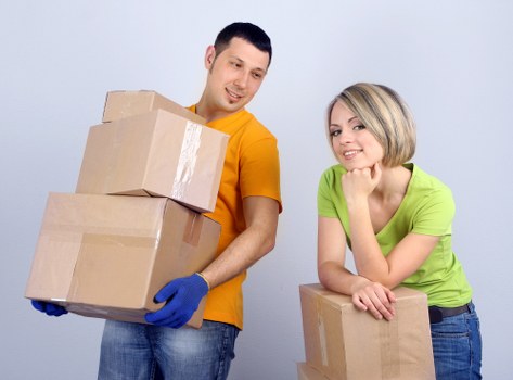 Local transport service handling boxes and household items in Tottenham