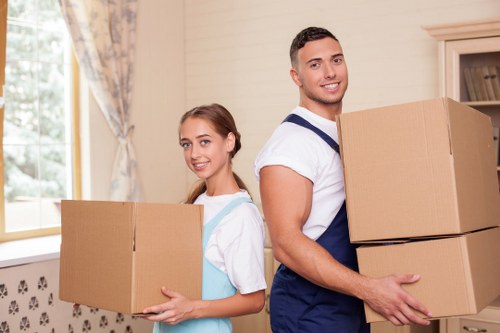 Local moving team handling access challenges in a Tottenham street