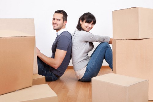 Reliable moving van service in Tottenham for home and office transport